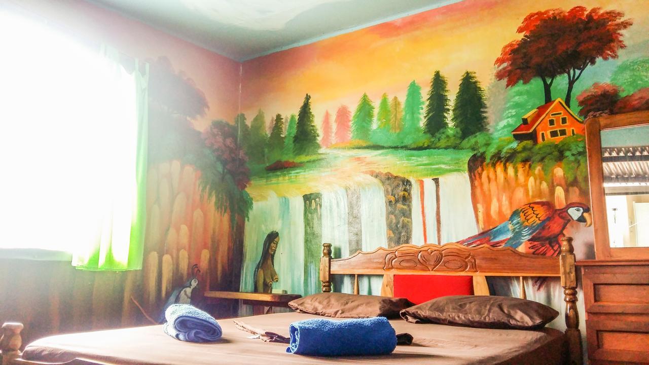 מויוגאלפה Hostel Life Is Good מראה חיצוני תמונה